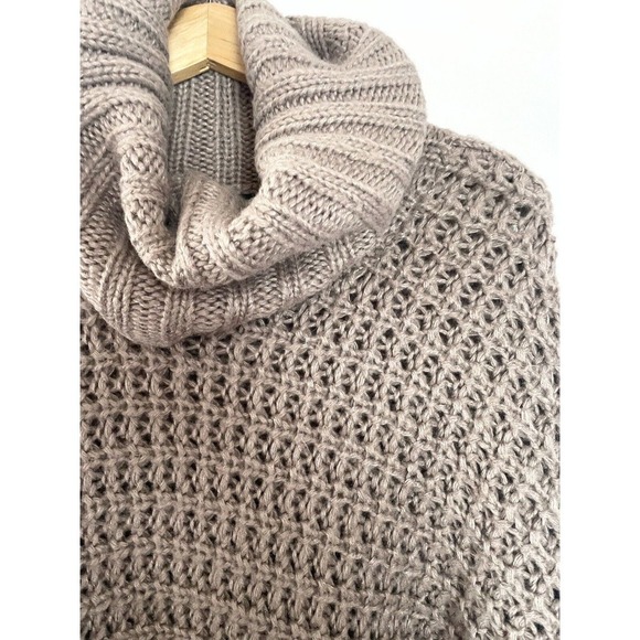 EXPRESS Sweater Cowl Neck Loose Knit Crocheted Oversized Crop Women's XS Taupe - Picture 2 of 4